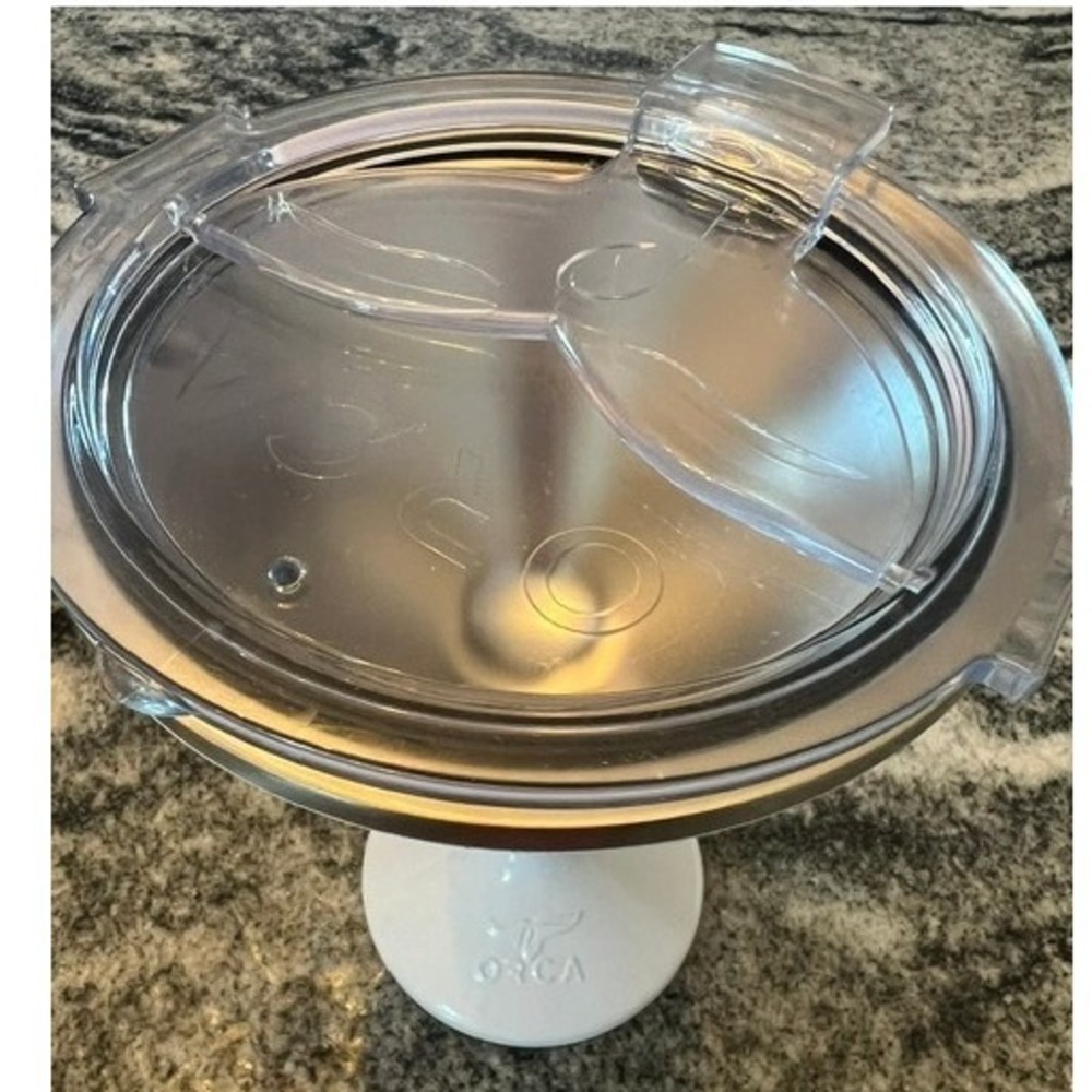 ORCA Chasertini Insulated Martini Glass Unisex 8oz Pearl White Whale Tail Lid